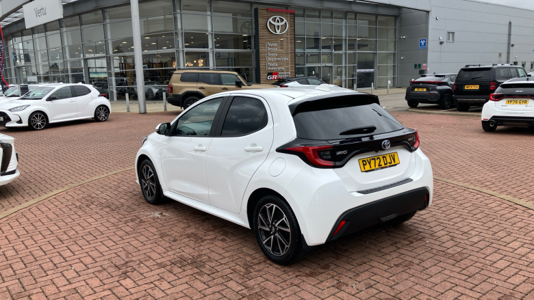 Toyota Yaris 1.5 Hybrid Design 5dr CVT Hybrid Hatchback